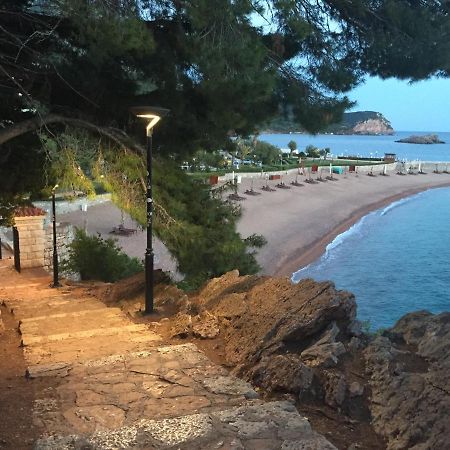 Sound Of The Sea Apartment Sveti Stefan Exterior foto