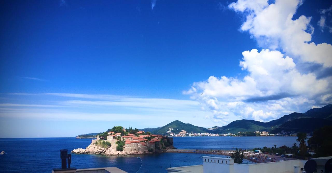 Sound Of The Sea Apartment Sveti Stefan Exterior foto